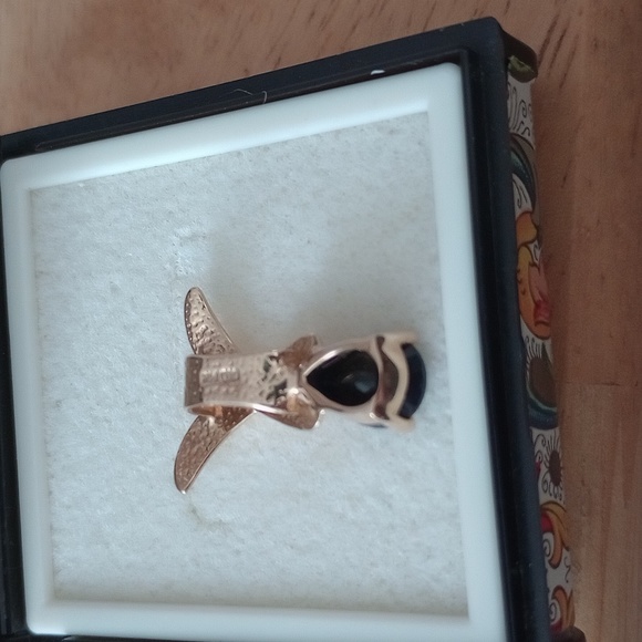 September Birthstone!        14kt sapphire enhancer pendant - Picture 2 of 4